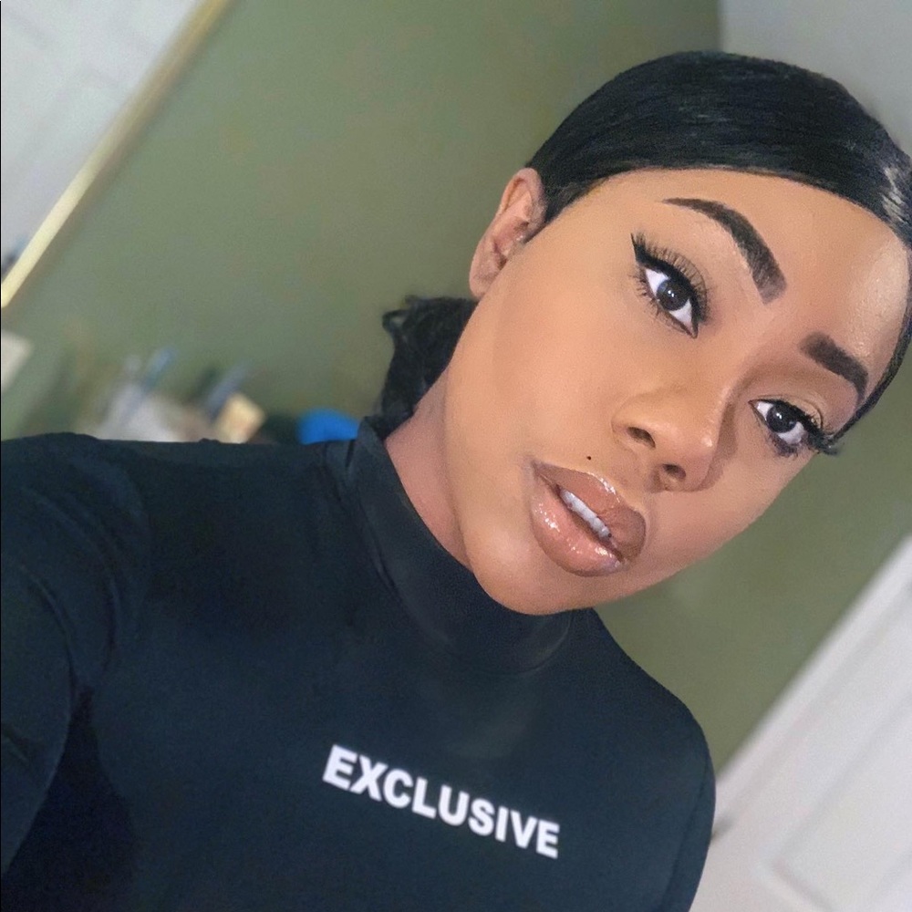 Meet your Posher, Shylia